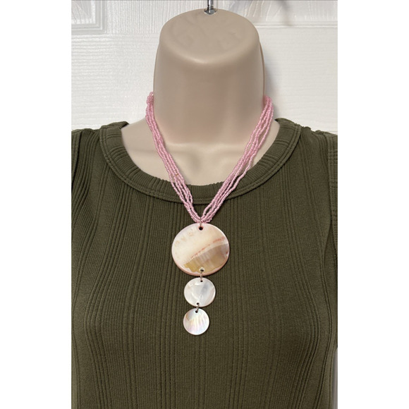 Women's Layered Pink Seed Bead Iridescent Pendant Necklace Spring Pastel BOHO - Picture 1 of 5